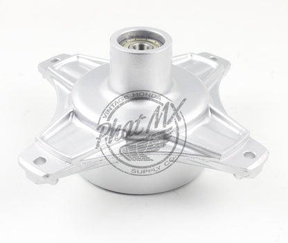 (Temp sold out) CT70 Front Hub & Brake Panel